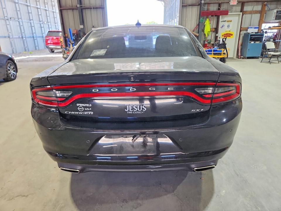 2018 DODGE CHARGER SXT PLUS — Фото 6 из 12