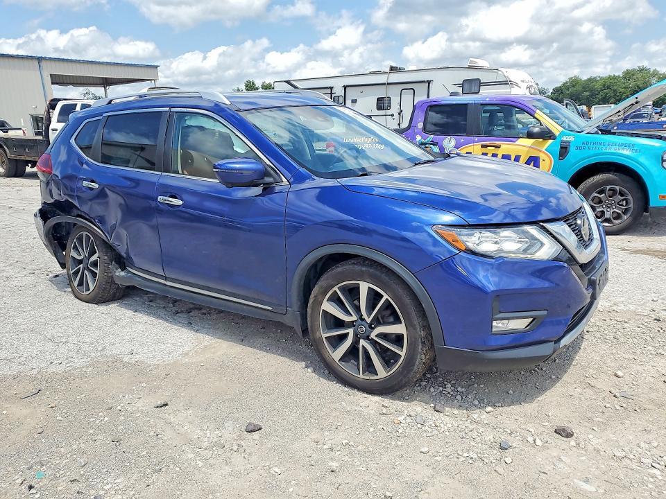 2018 NISSAN ROGUE SL — Фото 4 из 13