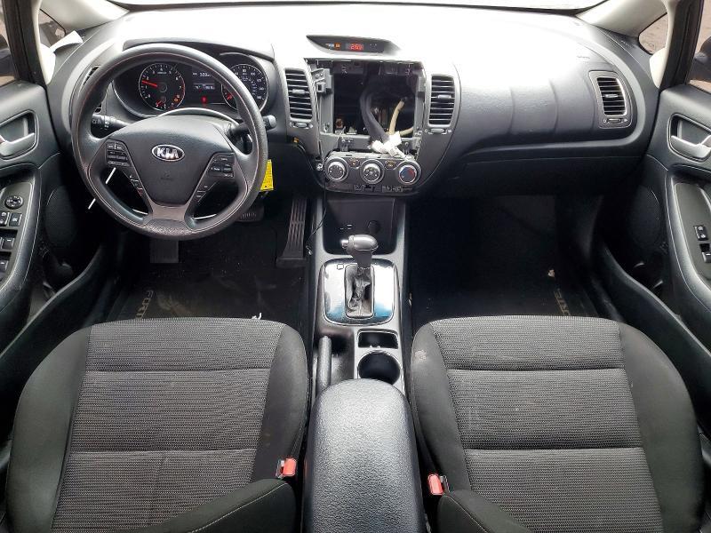 2018 KIA FORTE LX — Фото 8 из 12