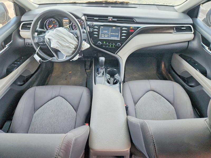 2018 TOYOTA CAMRY LE — Фото 8 из 13