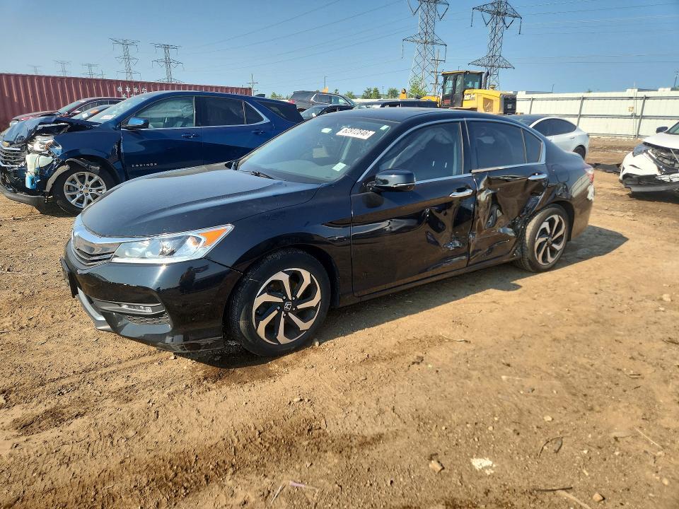 1HGCR3F83HA009106 2017 HONDA ACCORD photo no. 2