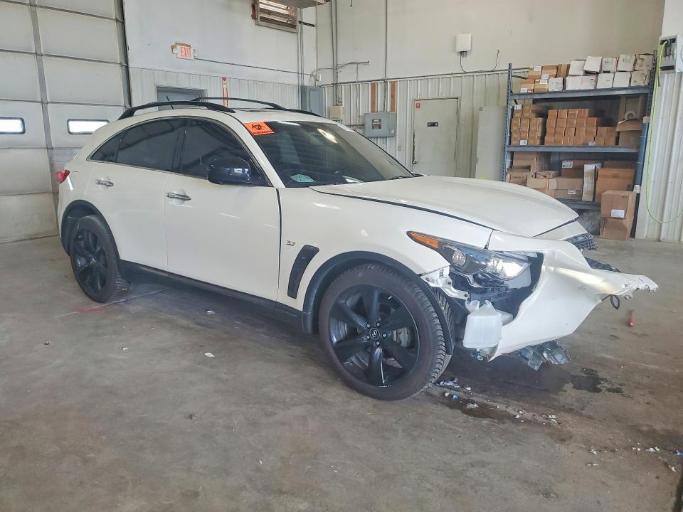 2017 INFINITI QX70 BASE — Фото 4 из 13