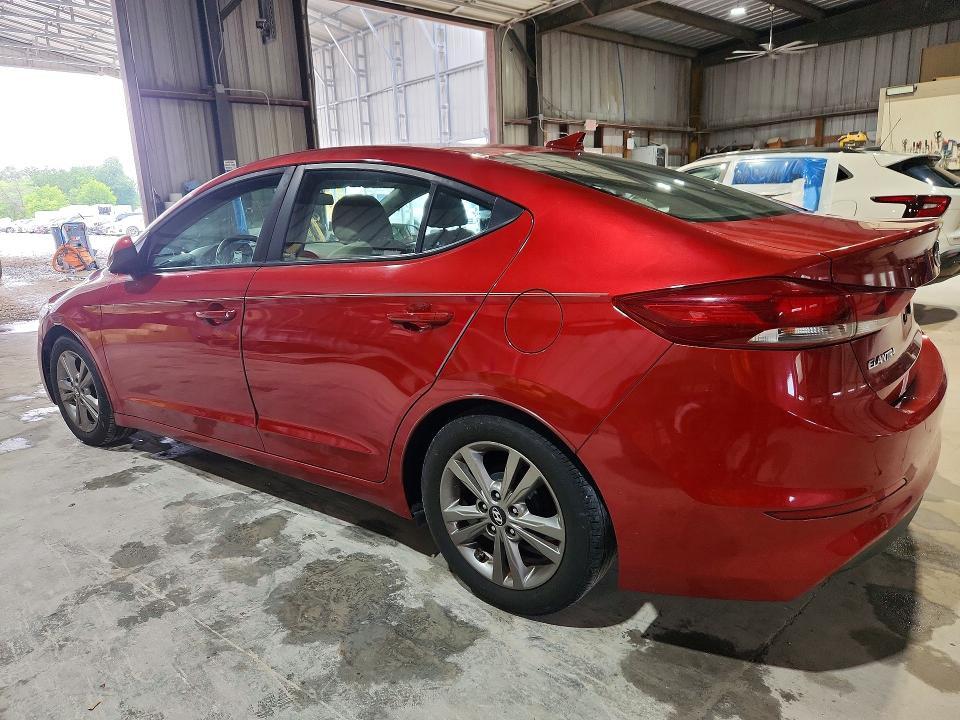 2017 HYUNDAI ELANTRA SE — Фото 2 из 12