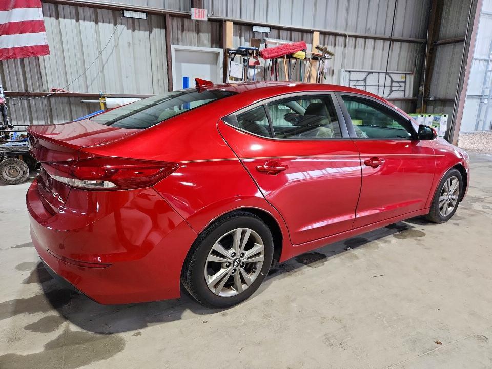 2017 HYUNDAI ELANTRA SE — Фото 3 из 12