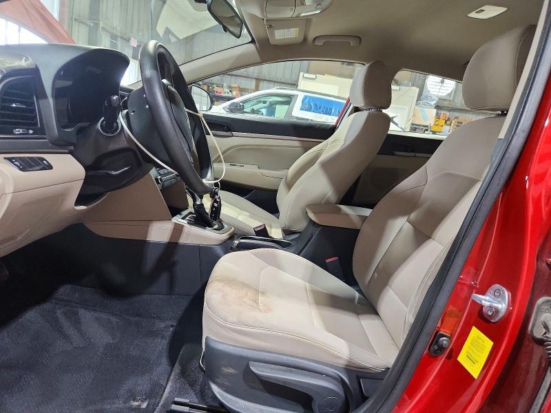 2017 HYUNDAI ELANTRA SE — Фото 7 из 12