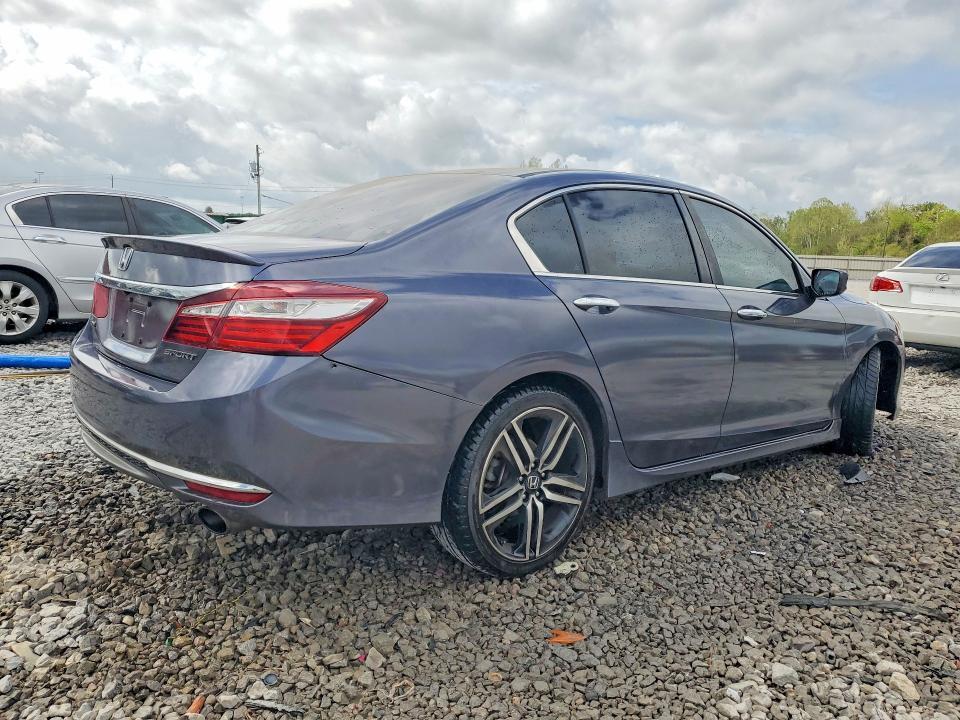 1HGCR2F54HA247420 2017 HONDA ACCORD photo no. 3