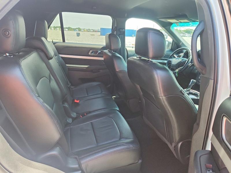 1FM5K7D87HGA96989 2017 FORD EXPLORER photo no. 10