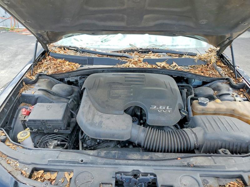 2C3CCAEG1HH662620 2017 CHRYSLER 300C photo no. 11