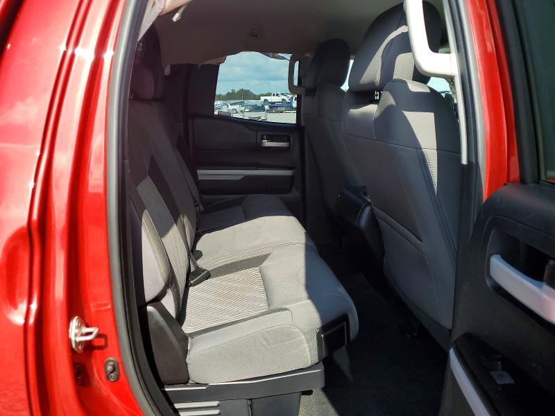 2017 TOYOTA TUNDRA SR5 — Фото 10 из 12