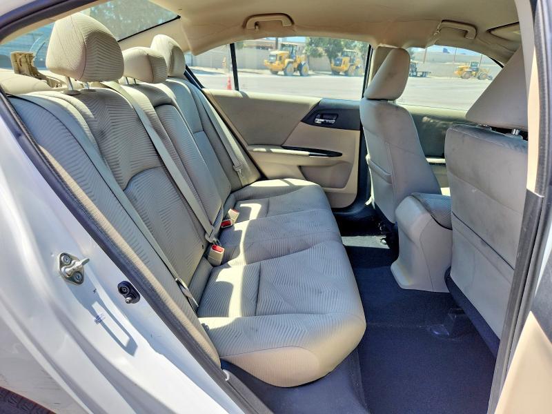 2017 HONDA ACCORD LX — Фото 10 из 13
