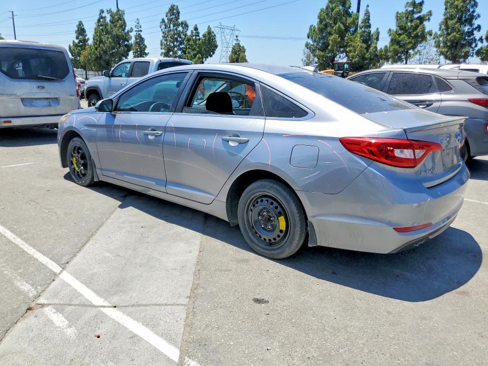 2016 HYUNDAI SONATA SE — Фото 2 из 12