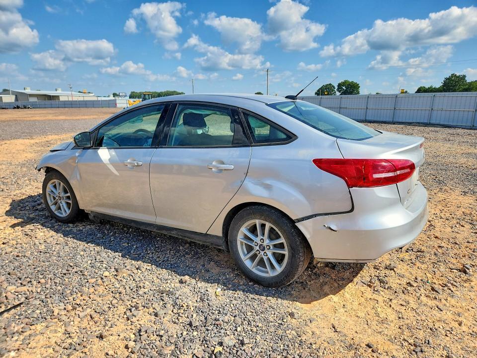 2015 FORD FOCUS SE — Фото 2 из 13