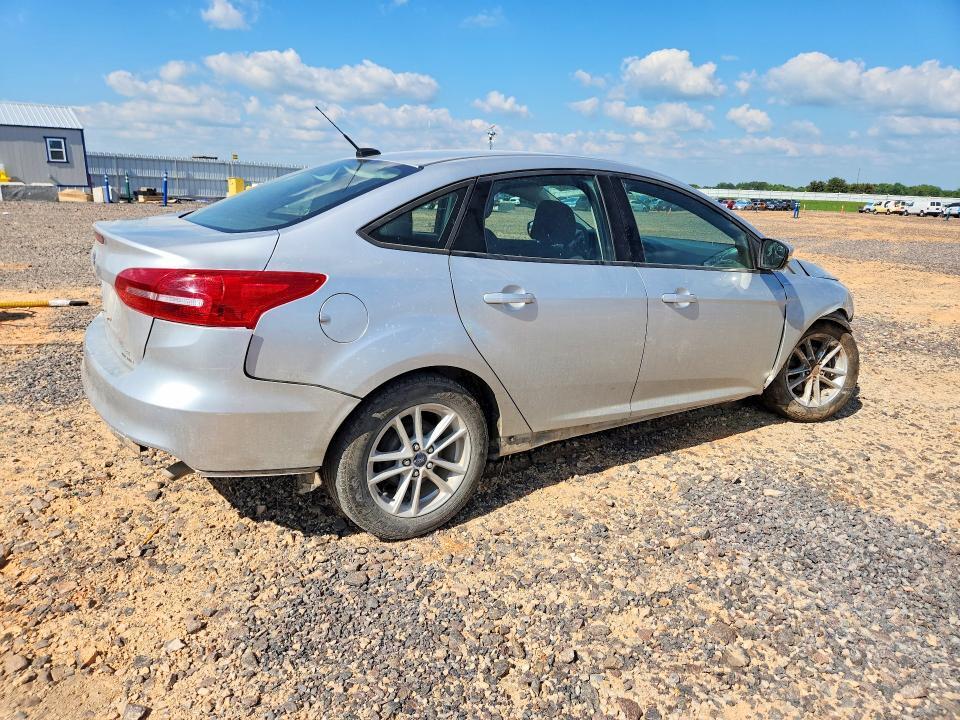2015 FORD FOCUS SE — Фото 3 из 13
