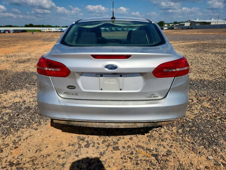 2015 FORD FOCUS SE — Фото 6 из 13