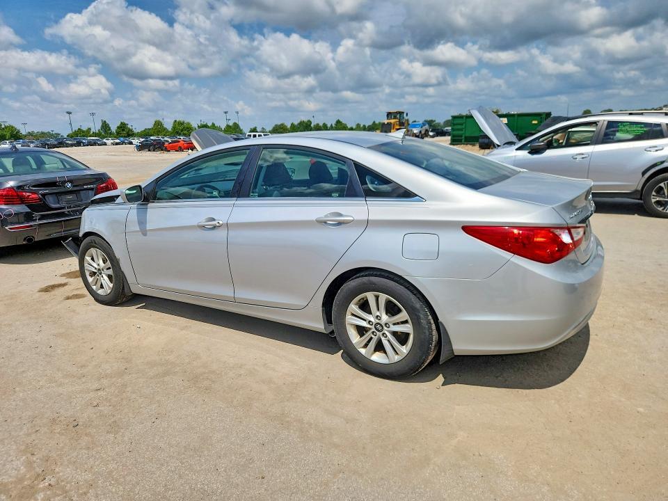 2013 HYUNDAI SONATA GLS — Фото 2 из 12