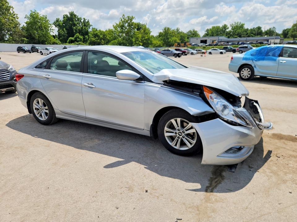2013 HYUNDAI SONATA GLS — Фото 4 из 12