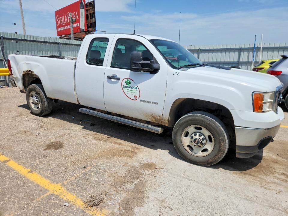 2013 GMC SIERRA C2500 HEAVY DUTY — Фото 4 из 12