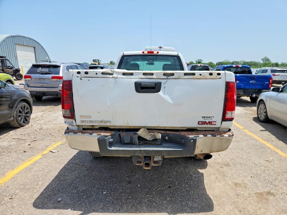 2013 GMC SIERRA C2500 HEAVY DUTY — Фото 6 из 12