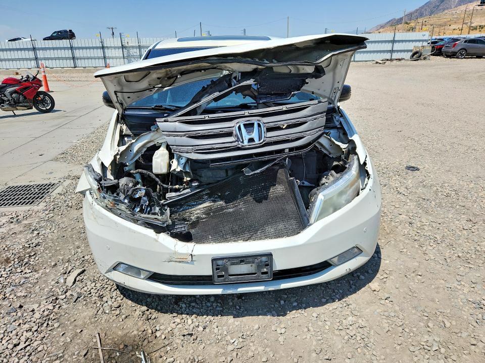 2013 HONDA ODYSSEY TOURING — Фото 5 из 12