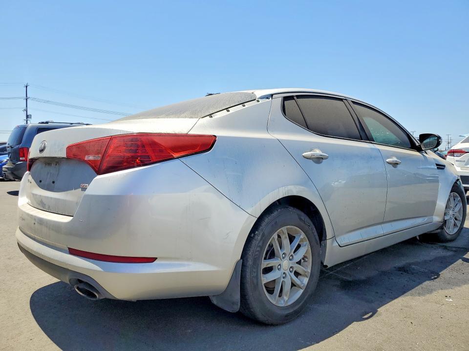KNAGM4A74D5415785 2013 KIA OPTIMA photo no. 3