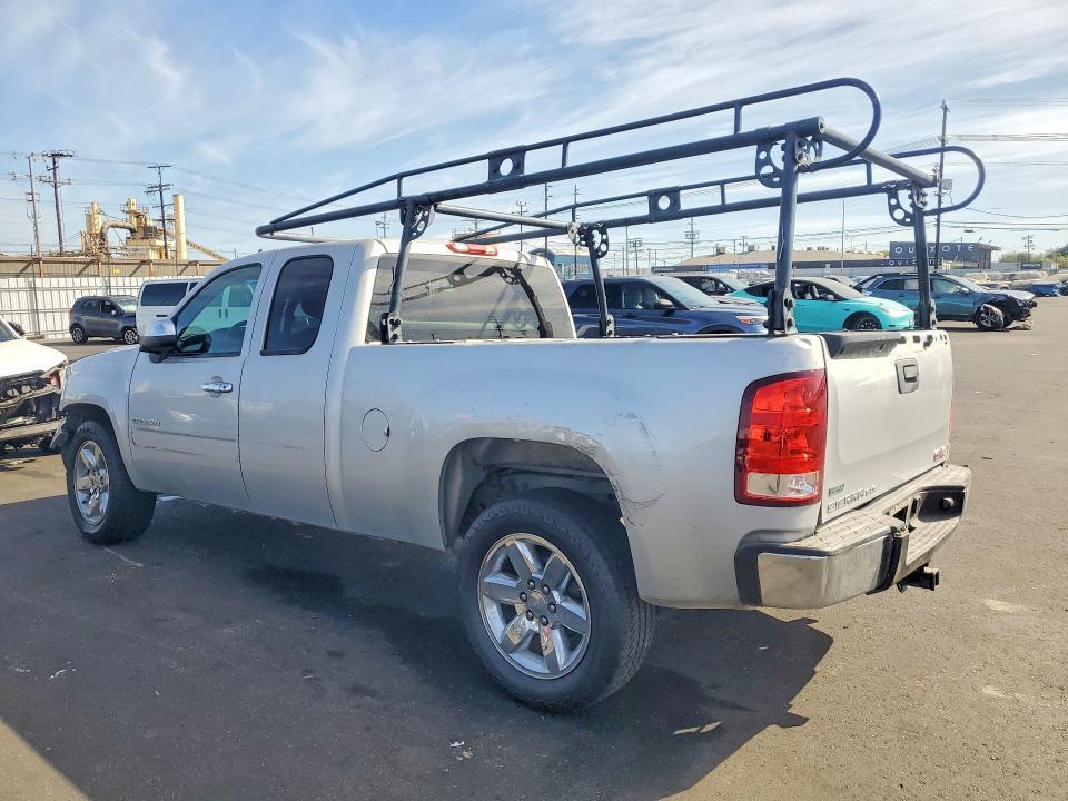 2012 GMC SIERRA C1500 SLE — Фото 2 из 12