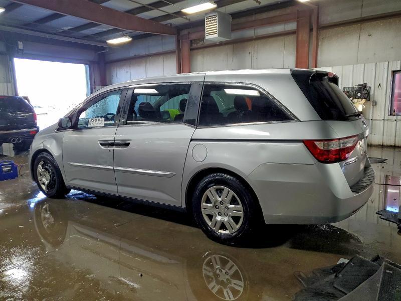 5FNRL5H2XBB014428 2011 HONDA ODYSSEY photo no. 2