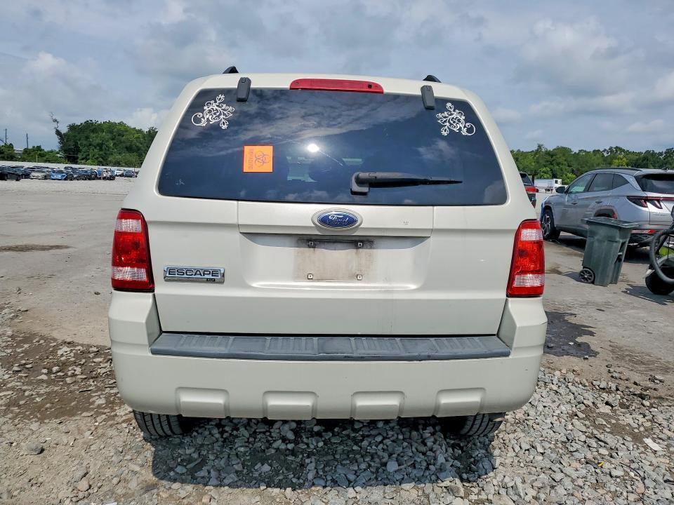 1FMCU03799KA36664 2009 FORD ESCAPE photo no. 6