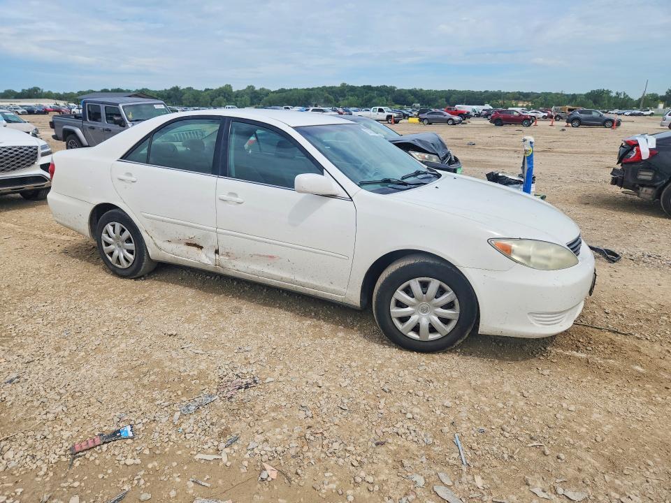 2005 TOYOTA CAMRY LE — Фото 4 из 12