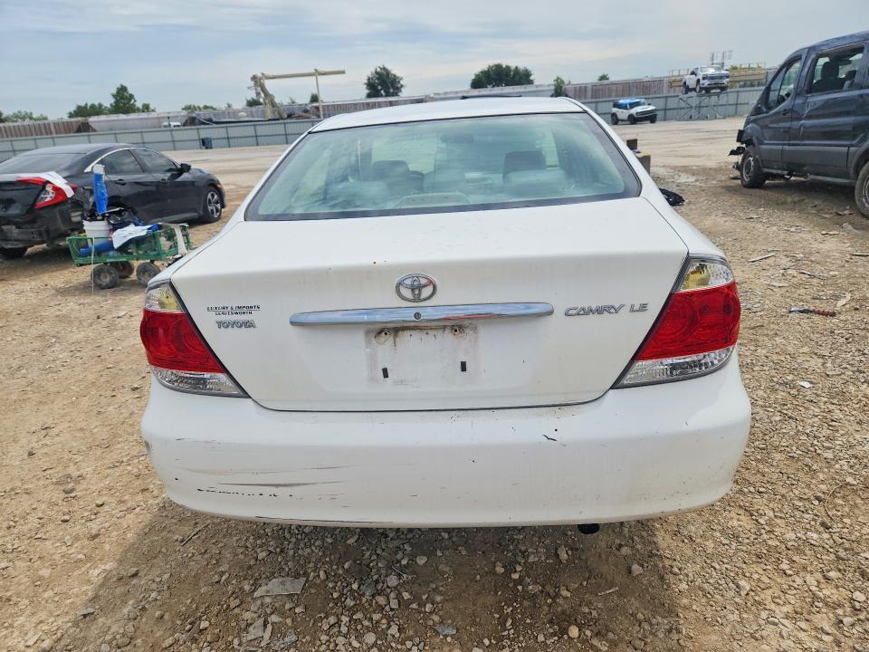 2005 TOYOTA CAMRY LE — Фото 6 из 12