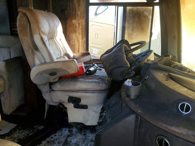 2003 FREIGHTLINER RV — Фото 5 из 10