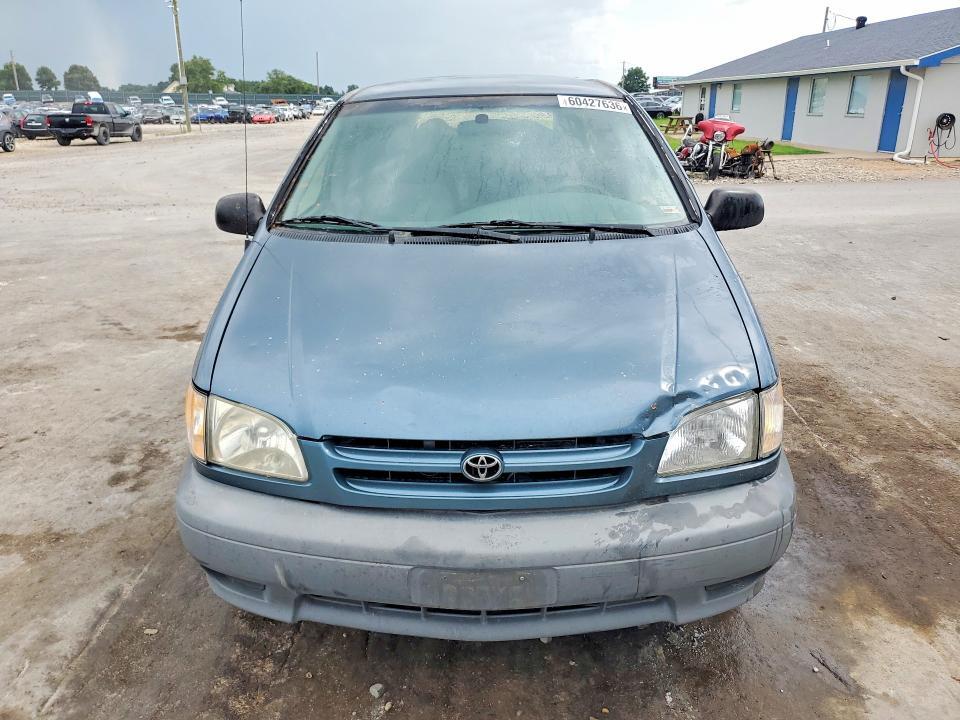 2001 TOYOTA SIENNA CE — Фото 5 из 13