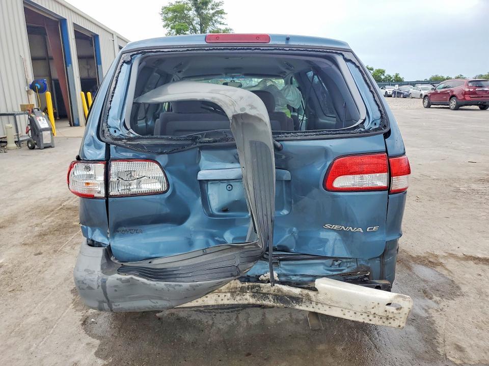 2001 TOYOTA SIENNA CE — Фото 6 из 13