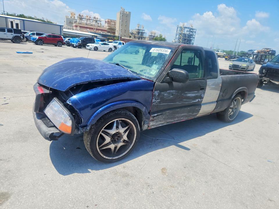 2001 GMC SONOMA 1GTCS19W418102876
