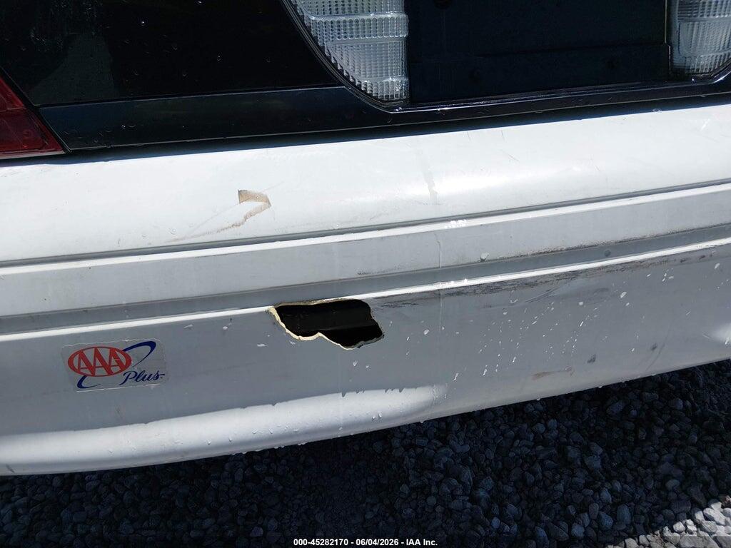 2FAFP71W25X132659 2005 FORD CROWN VICTORIA photo no. 6