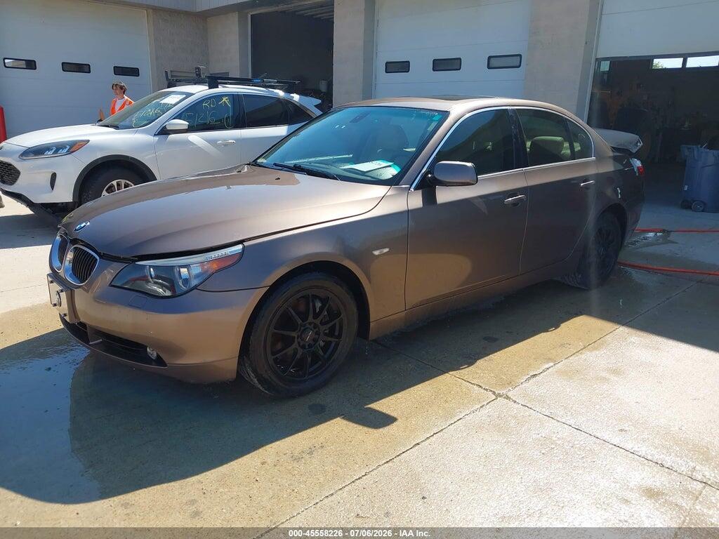 WBANF33517CS40550 2007 BMW 525XI photo no. 2