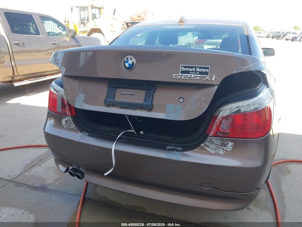 WBANF33517CS40550 2007 BMW 525XI photo no. 6