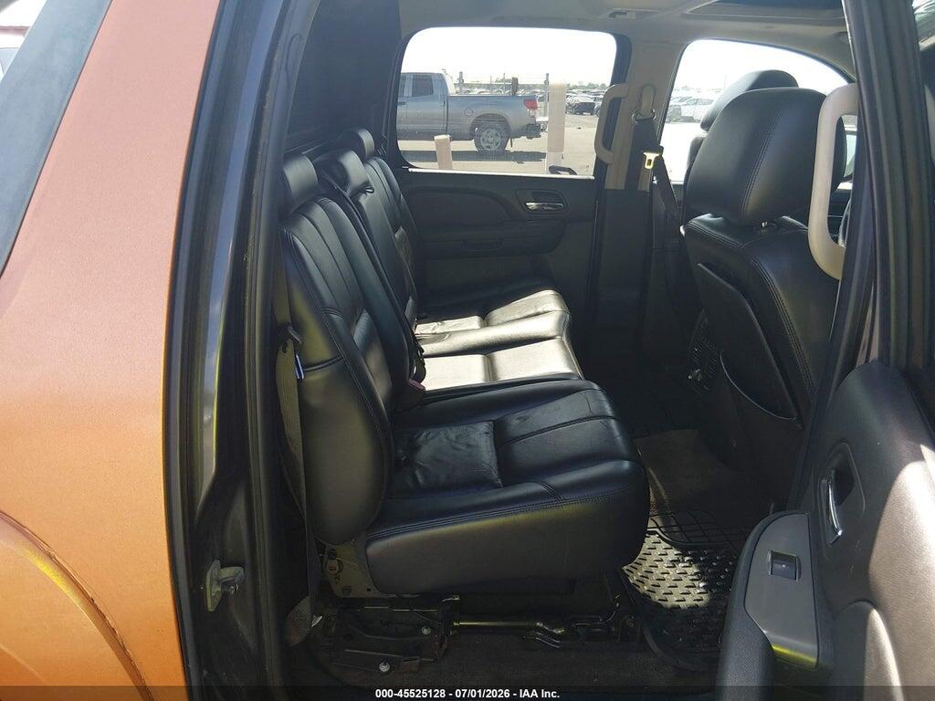 3GNVKFE09AG266519 2010 CHEVROLET AVALANCHE 1500 photo no. 8