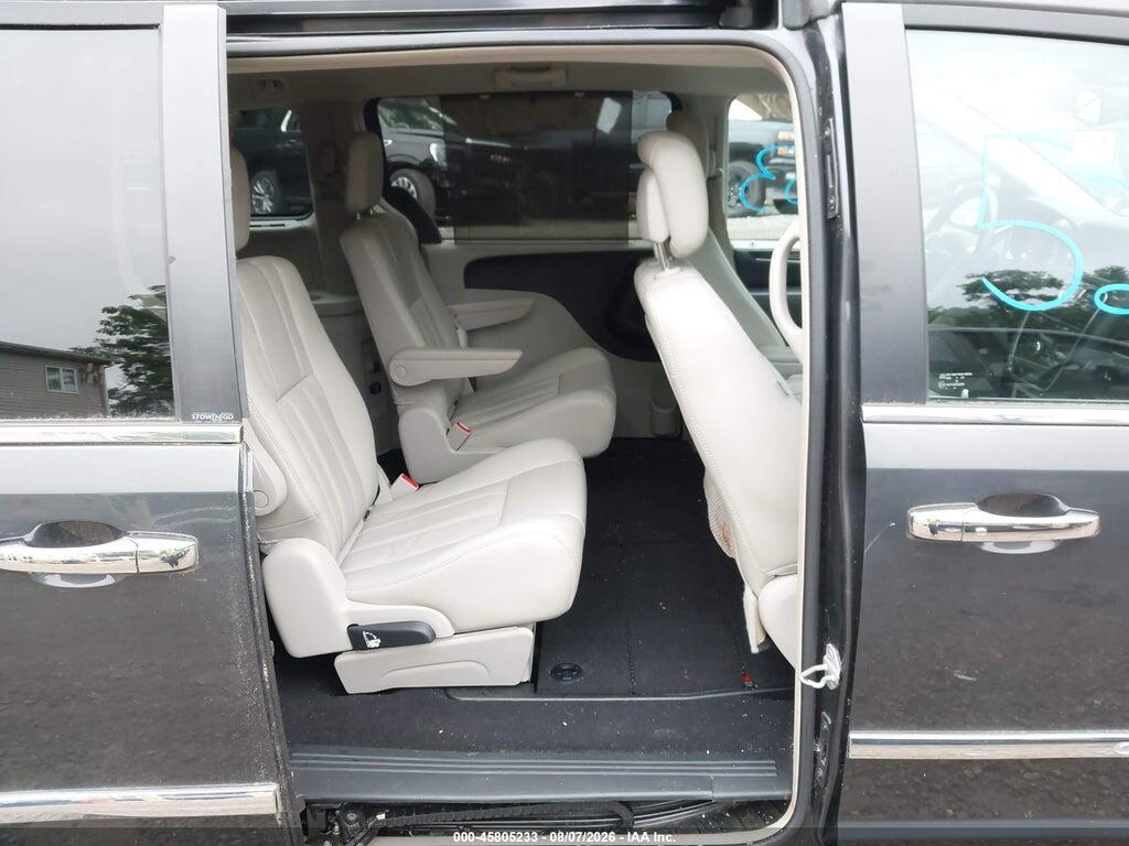 2A4RR8DG0BR760158 2011 CHRYSLER TOWN & COUNTRY photo no. 8