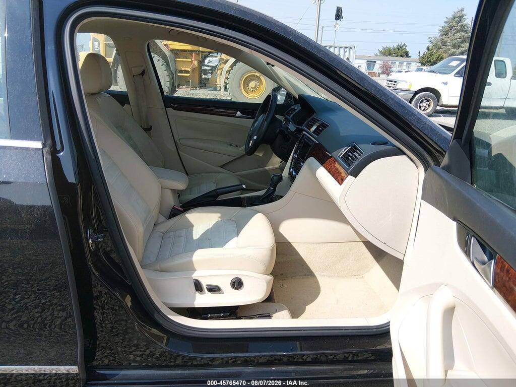 1VWCN7A38CC083712 2012 VOLKSWAGEN PASSAT photo no. 5