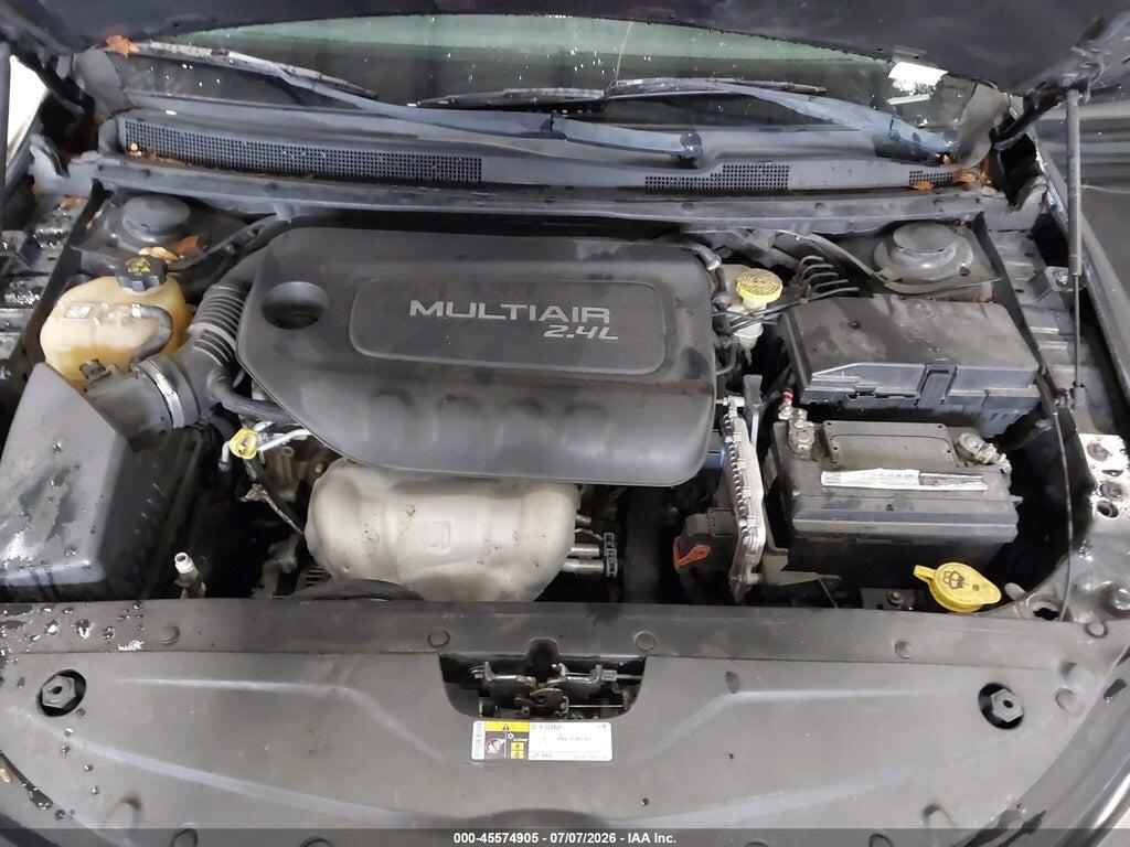 1C3CCCBB2FN675823 2015 CHRYSLER 200 photo no. 10