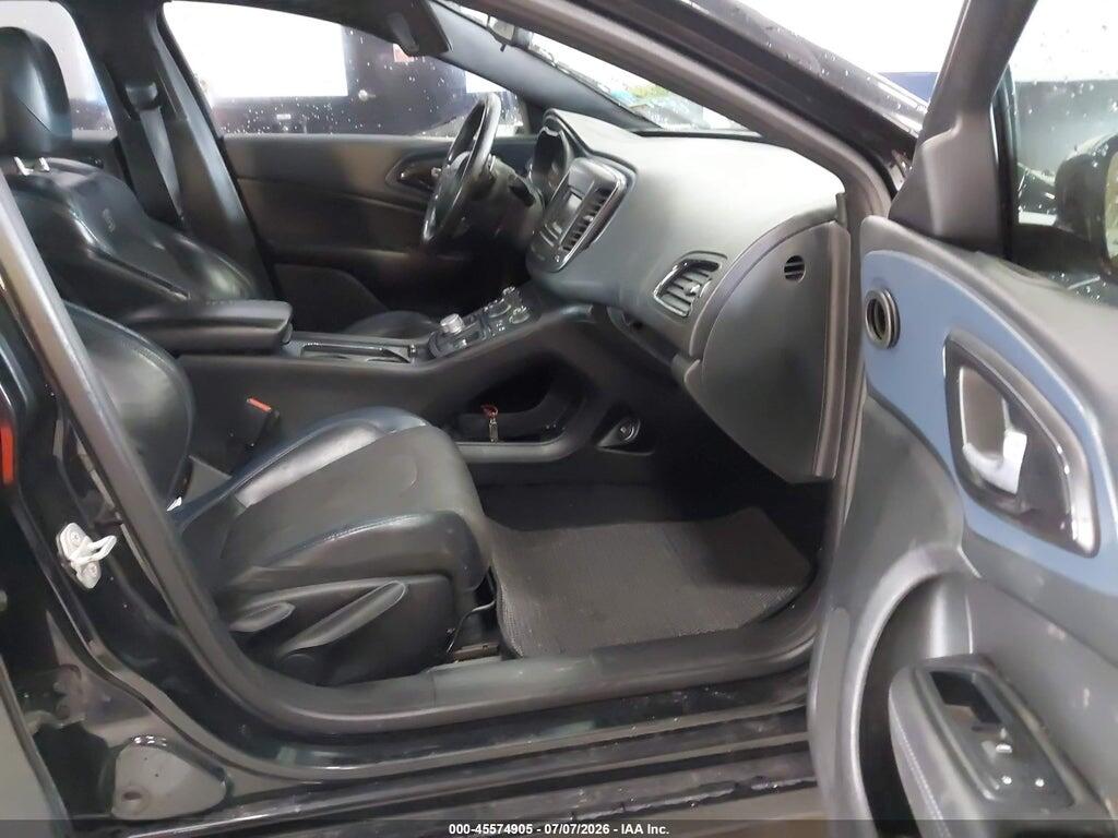 1C3CCCBB2FN675823 2015 CHRYSLER 200 photo no. 5