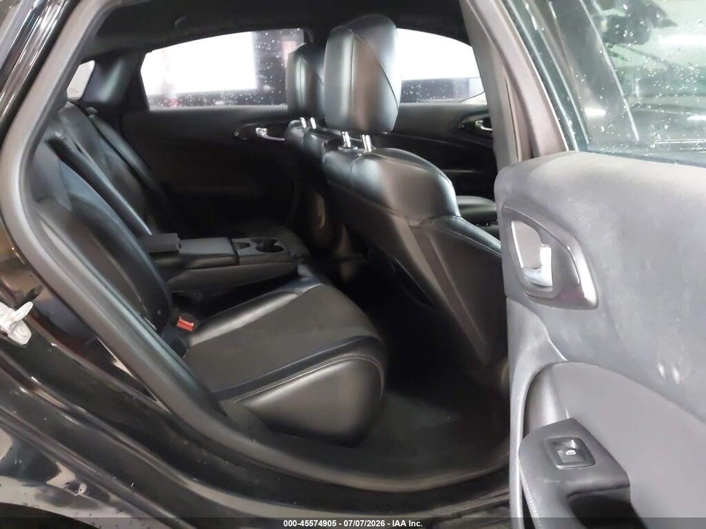 1C3CCCBB2FN675823 2015 CHRYSLER 200 photo no. 8