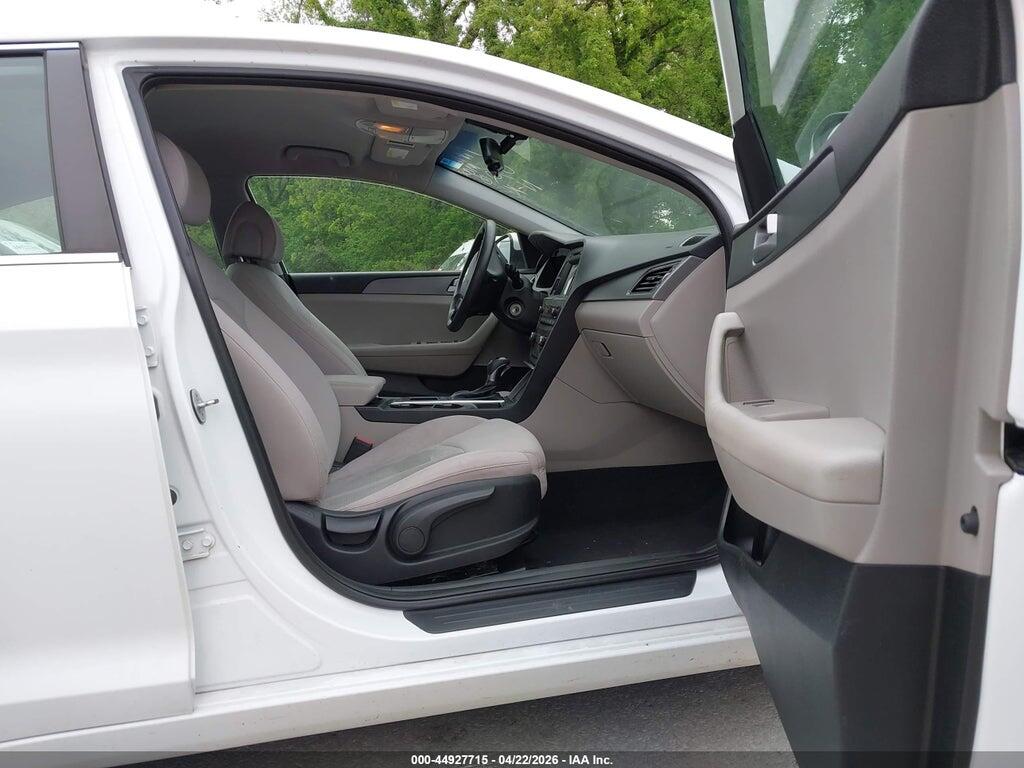 5NPE24AF2GH321027 2016 HYUNDAI SONATA photo no. 5