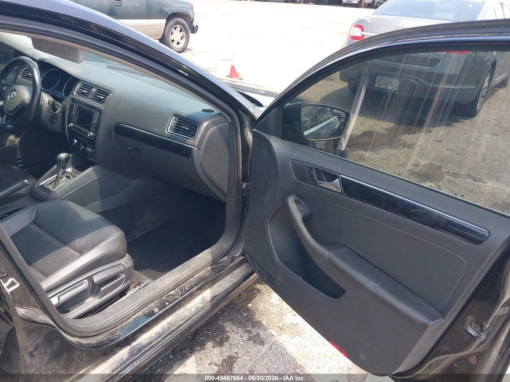 3VWL17AJ2GM378366 2016 VOLKSWAGEN JETTA photo no. 5