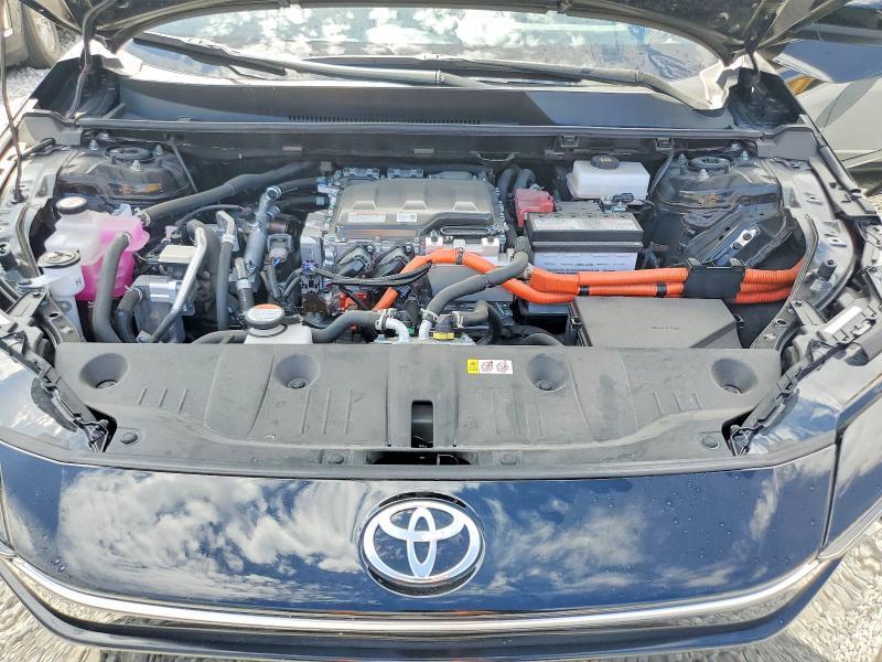 2024 TOYOTA BZ4X XLE — Фото 12 из 13