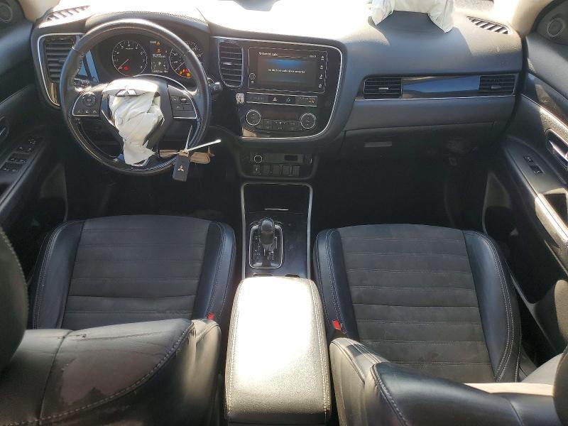 2019 MITSUBISHI OUTLANDER SE — Фото 8 из 13