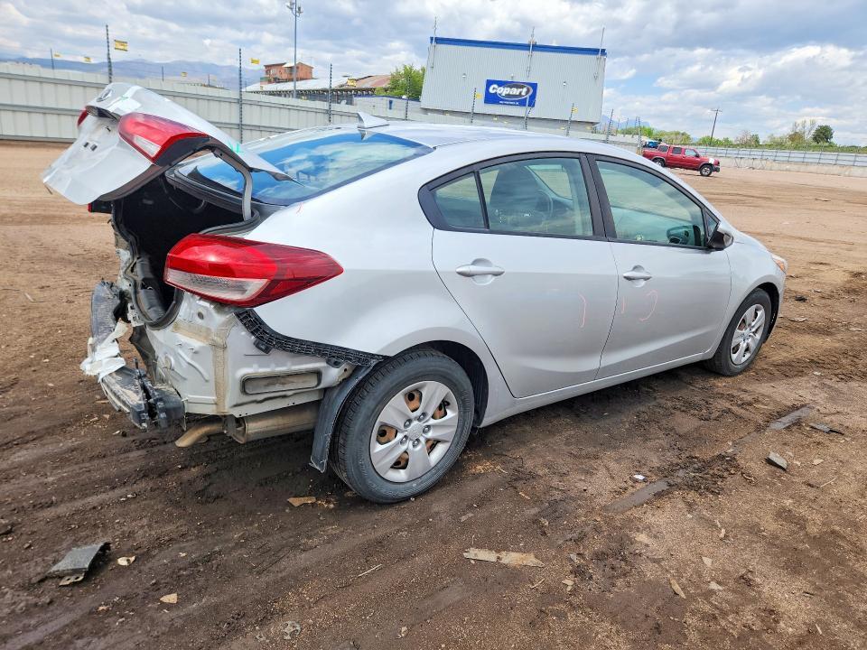 2018 KIA FORTE LX — Фото 3 из 12