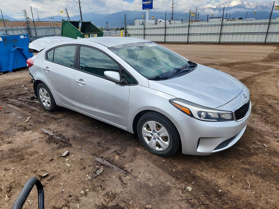 2018 KIA FORTE LX — Фото 4 из 12