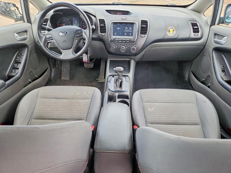2018 KIA FORTE LX — Фото 8 из 12