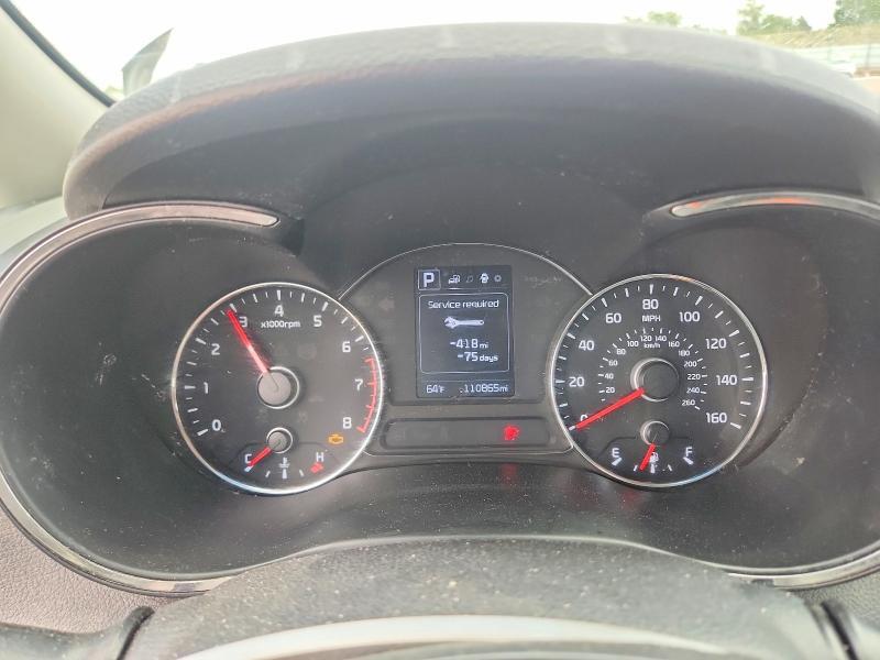 2018 KIA FORTE LX — Фото 9 из 12